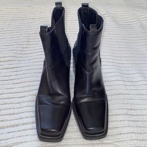 Mia Leather Elastic Side Ankle Heeled Boots women Size 7